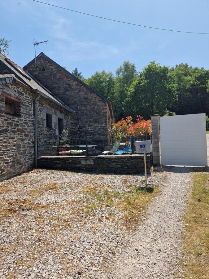 Gite Rustique En Centre Bretagne Laniscat Exteriör bild