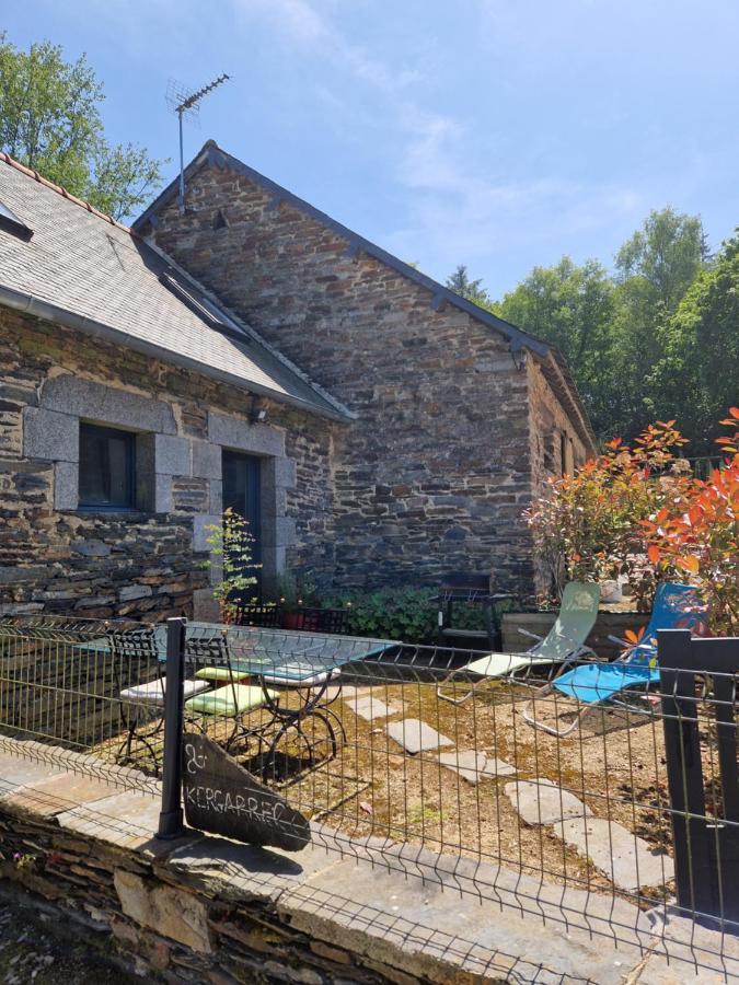 Gite Rustique En Centre Bretagne Laniscat Exteriör bild